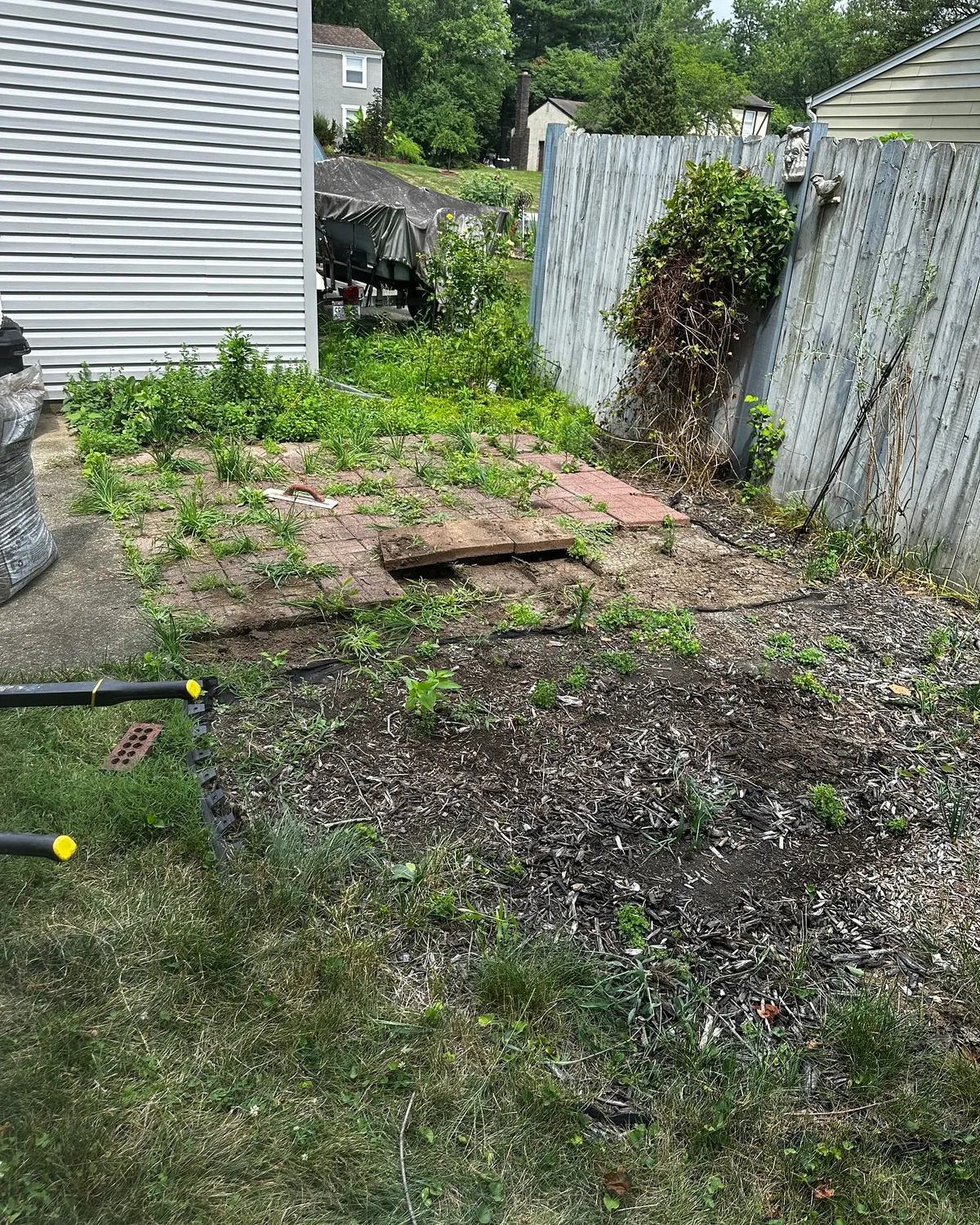 Long privacy fence installed, Columbus OH by Iron Edge Outdoor